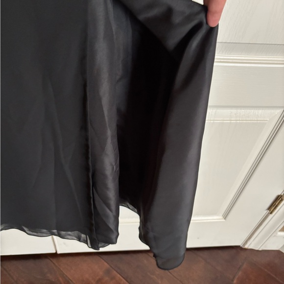 Jj’s House Trumpet mermaid style black chiffon mother of bride gown large - Picture 7 of 12